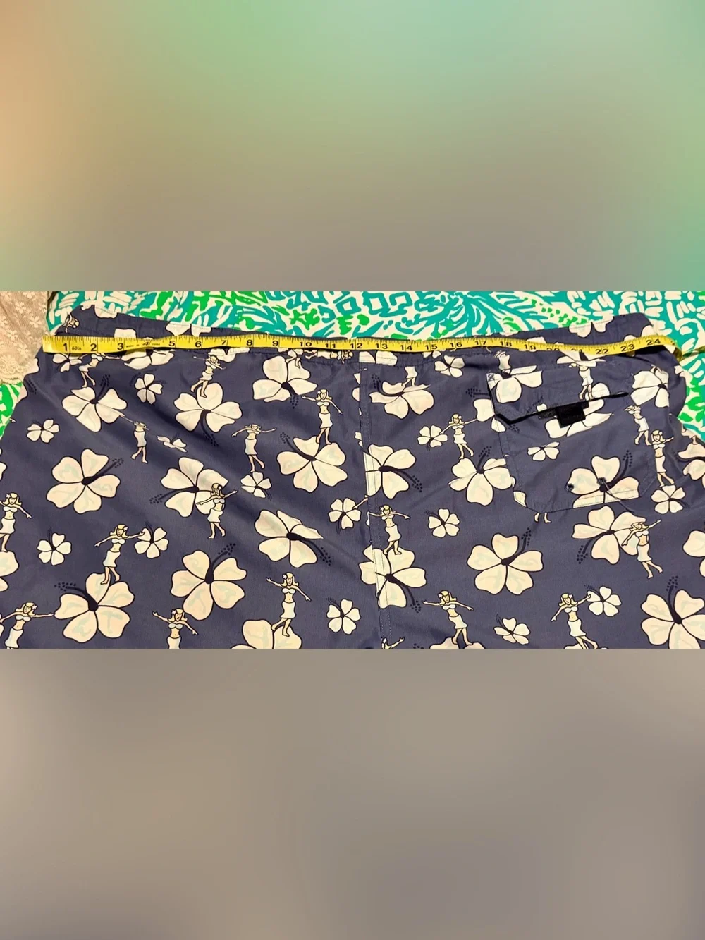 Vineyard Vines Navy Blue Hula Girl Hibiscus flower Swim Trunks - XXL